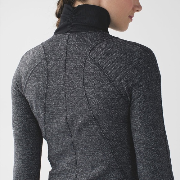 Lululemon Runderful 1/2 Zip - Picture 6 of 16